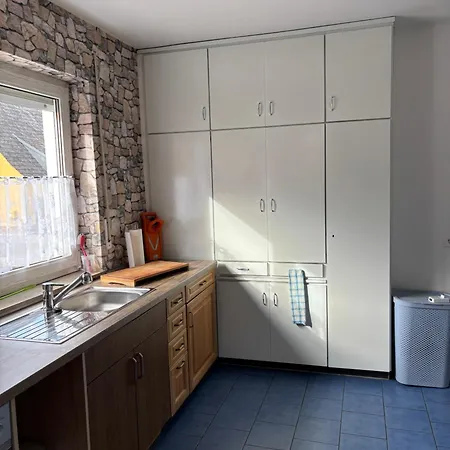 Ferienwohnung Aurach شقة *