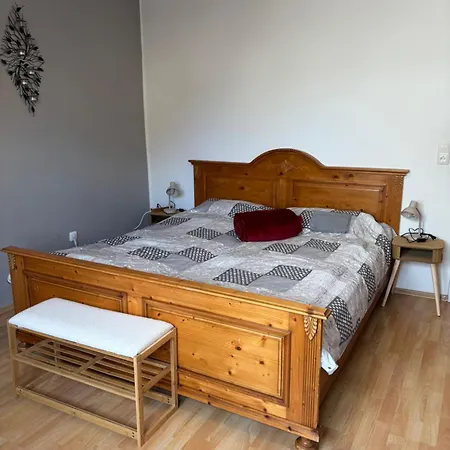 Ferienwohnung Aurach * Aurach